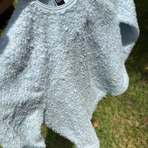 Vintage SEE VIDEO Light Blue Kids Medium Top Silver Shimmer Threads